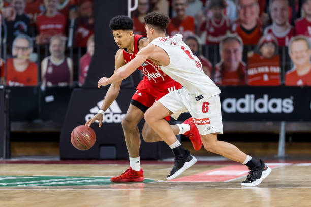 因伤退役后 因伤退役后