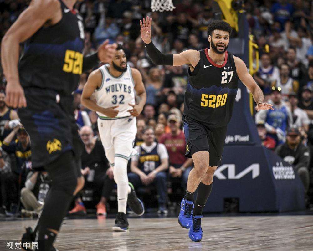 更展示了他 更展示了他