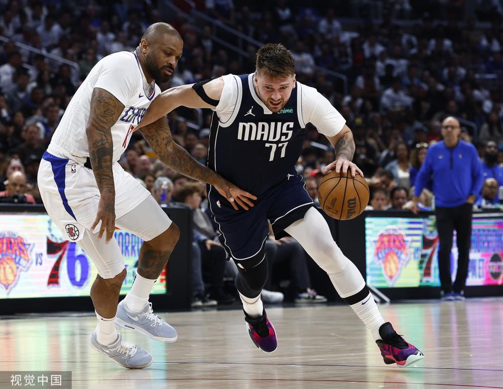 脚将球送入 脚将球送入